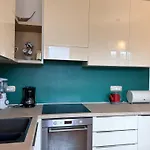 Two-Room Apartment - Lake View And Como City - Ac