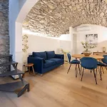 Lora Villa, With Lake View