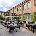 Hilton Lake Como