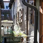 Altido Warm Family Flat For 4, With Free Parking