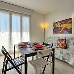 Zazzi House
