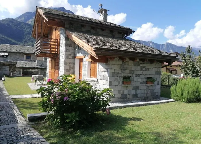 Casa Samuele Novate Mezzola