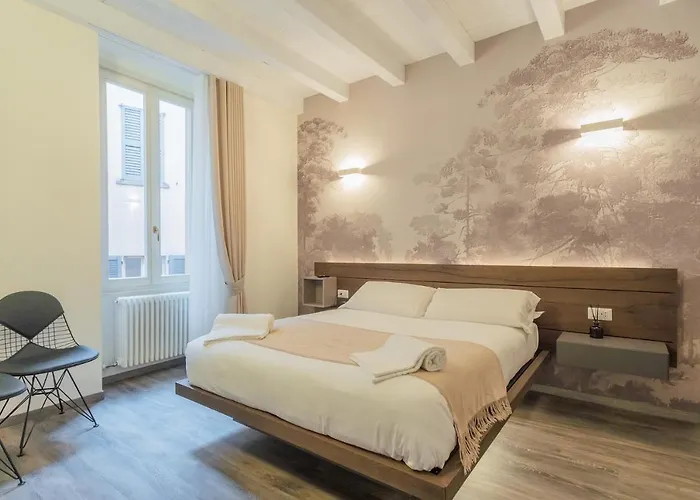 Modern & Stylish Apartment In Como City By Rent All Como