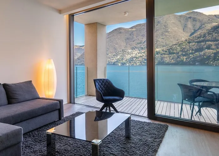Lakefront Apartment Private Parking And Pool