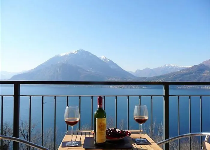 Residence Vista D\'Oro Apartments
