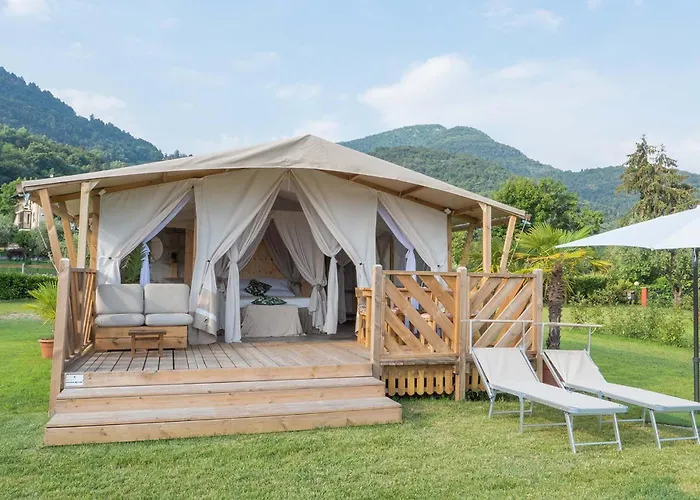 Luxury Lodge