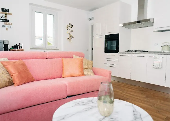 Lora Diamond Suite ,Free Parking, Self Check In,3