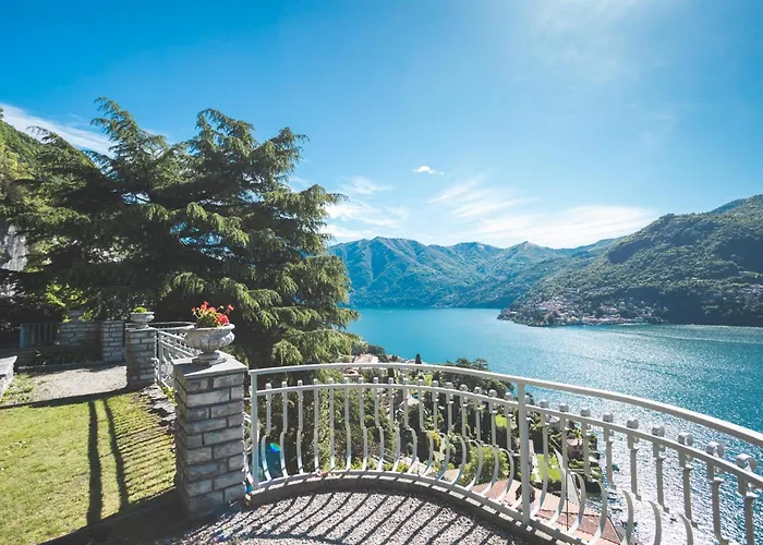 Luce Del Lago