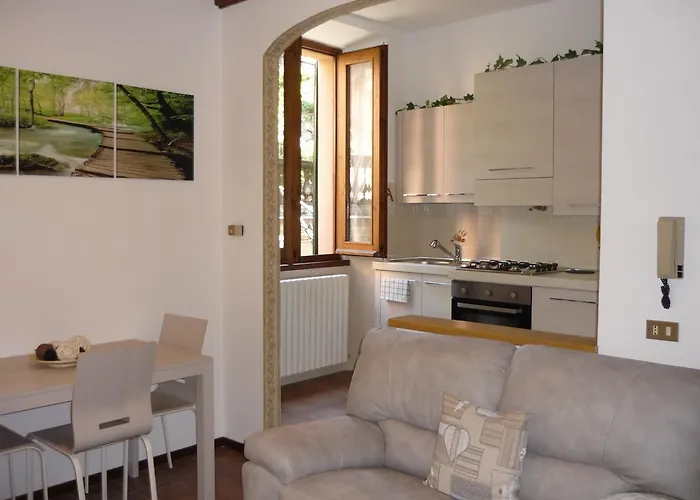 Serbelloni Holiday Apartment 20
