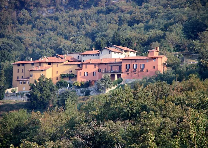 Antico Borgo Camporeso