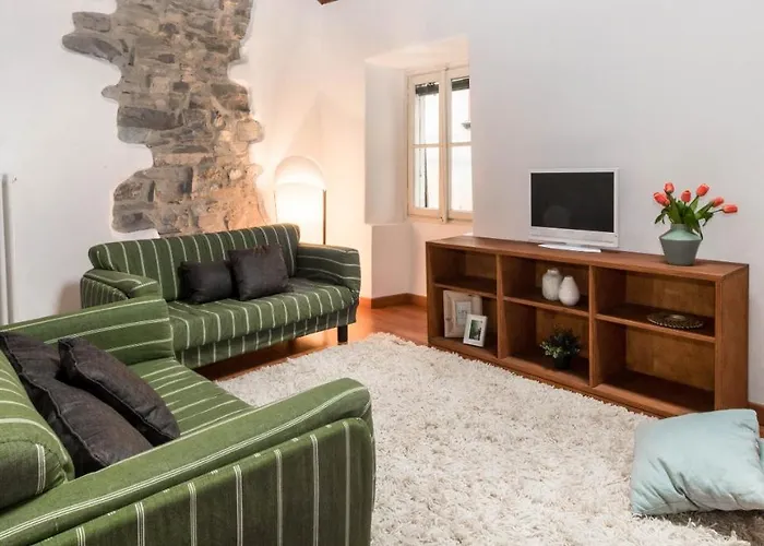Altido Warm Family Flat For 4, With Free Parking