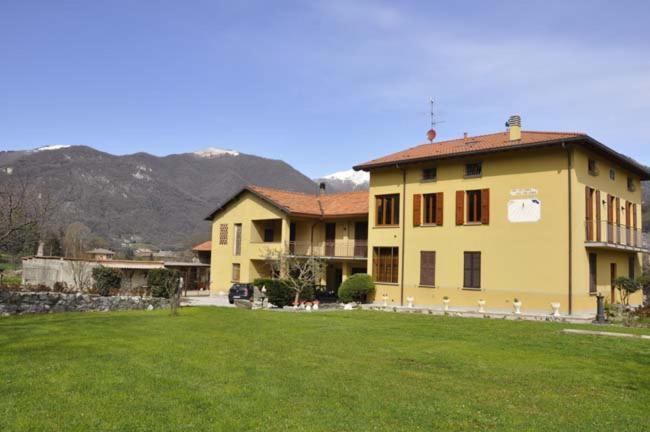 Bed & Breakfast Il Coniglio Sulla Luna Erba