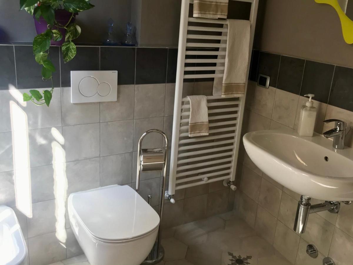 Rosalinda Bed & Breakfast Dongo