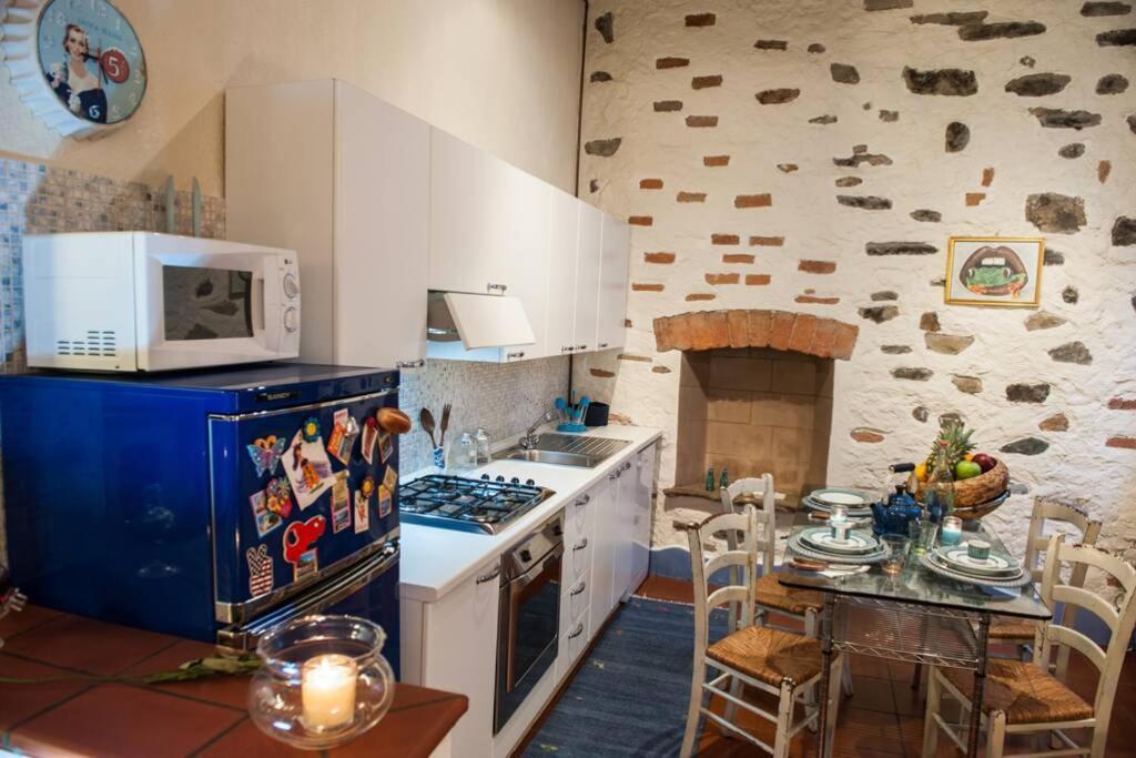 La Casa Di Pietra - The House Of Travelers Como