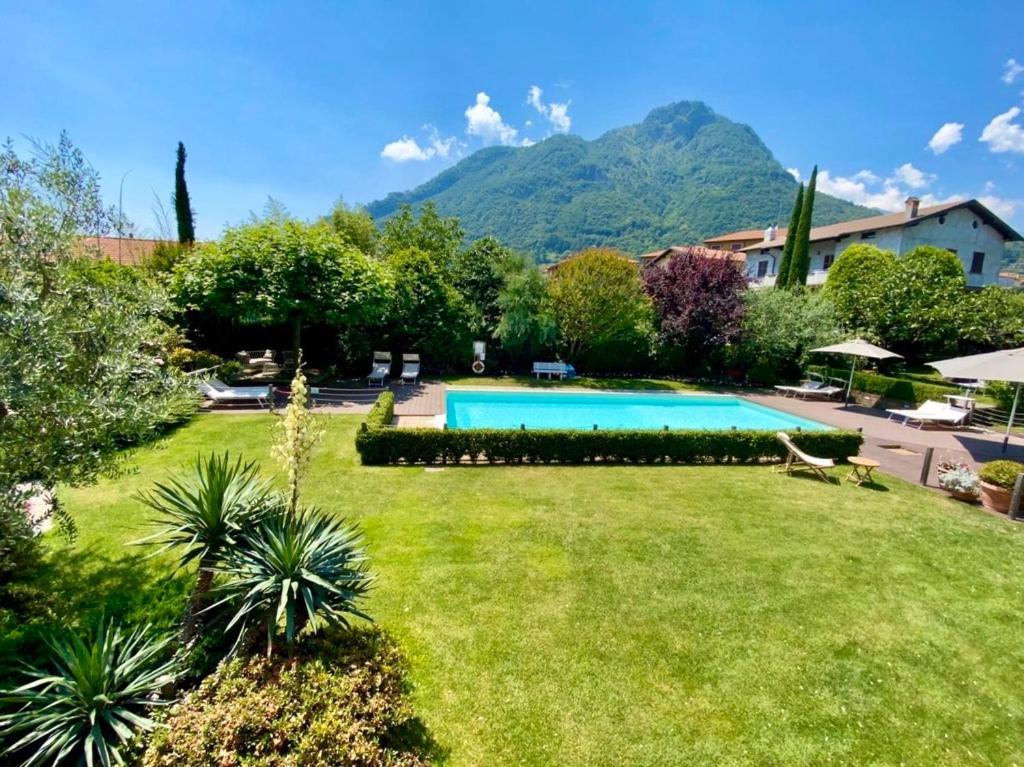 Apartment Vittoria Dongo