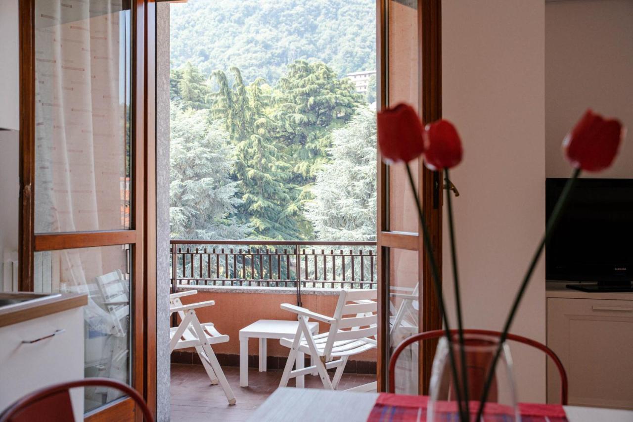 Dodo Red - The House Of Travelers Apartment Como