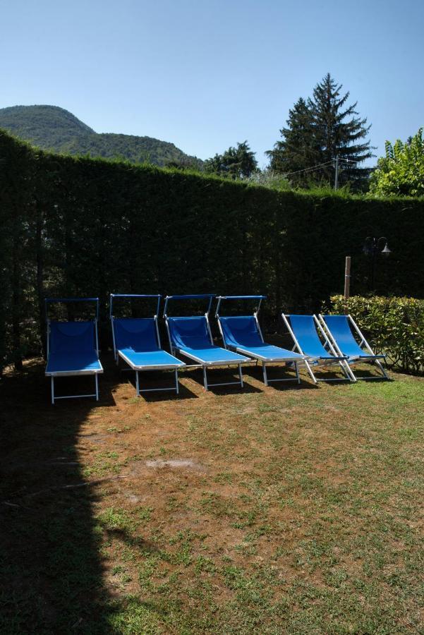 Pool Free Parking Near *