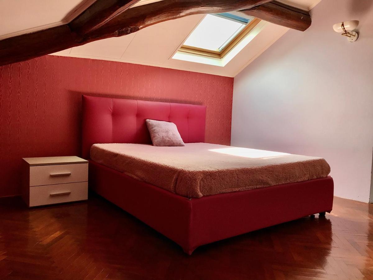 In Oleandra With Privet Garden & Pool Villa