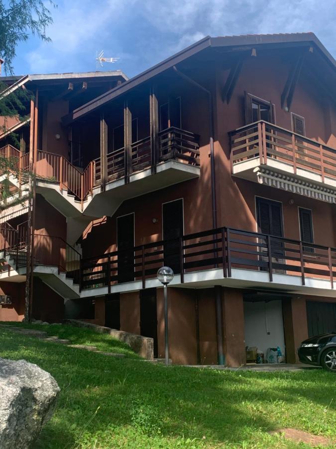 Green Apartment Apartment Albavilla