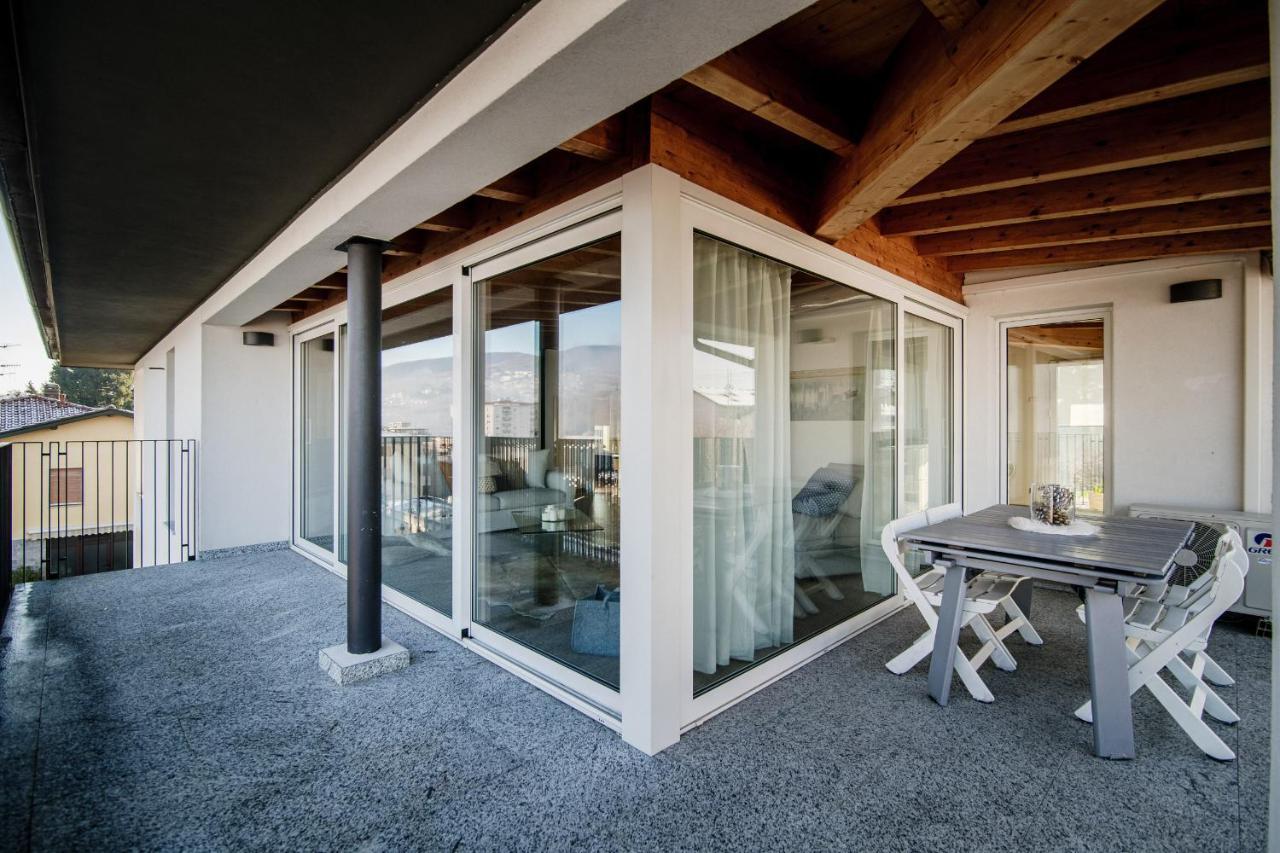 Apartment White Attic - By Myhomeincomo