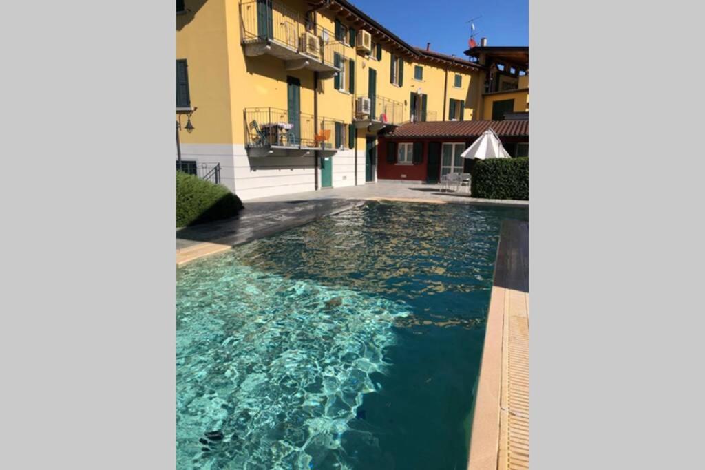 Casa Beach: Pool, 100m Lake & Near City *