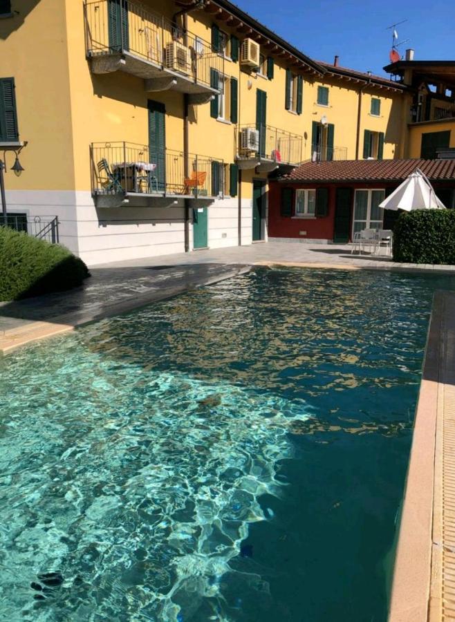 Apartment Dreams Apt, Pool, With Private Garden, Near *
