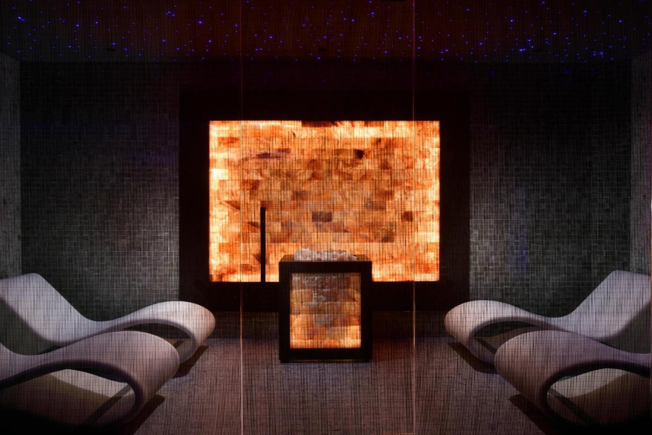 Grand Victoria Concept & Spa, By R Collection