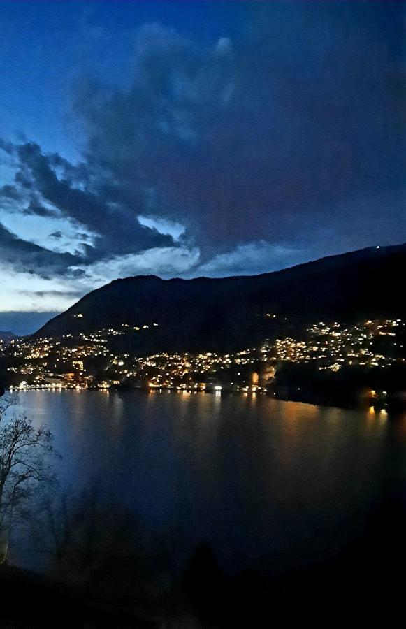 Appartamento Le Luci Sul Di *