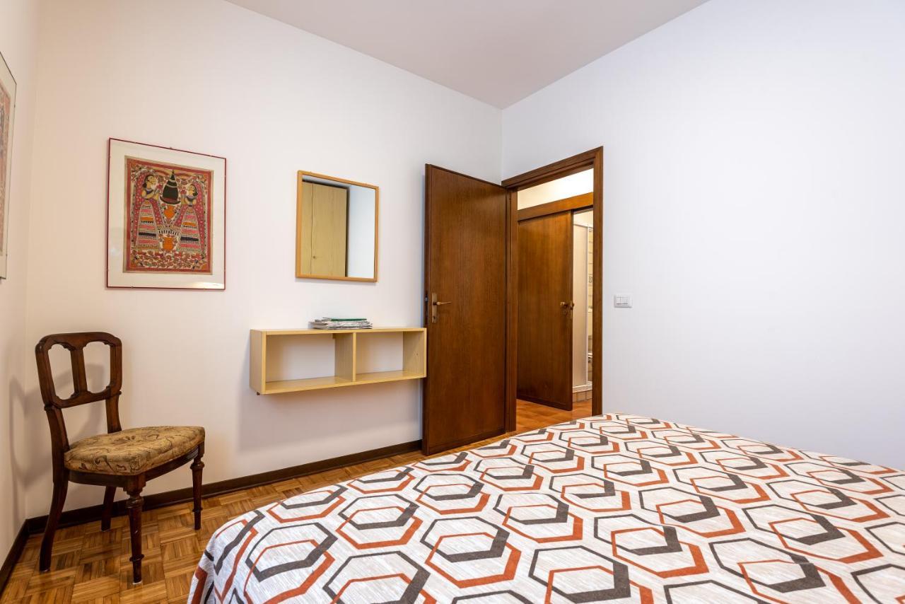 Terraced House On The Lakeside Of - Larihome A04 Apartment Gravedona