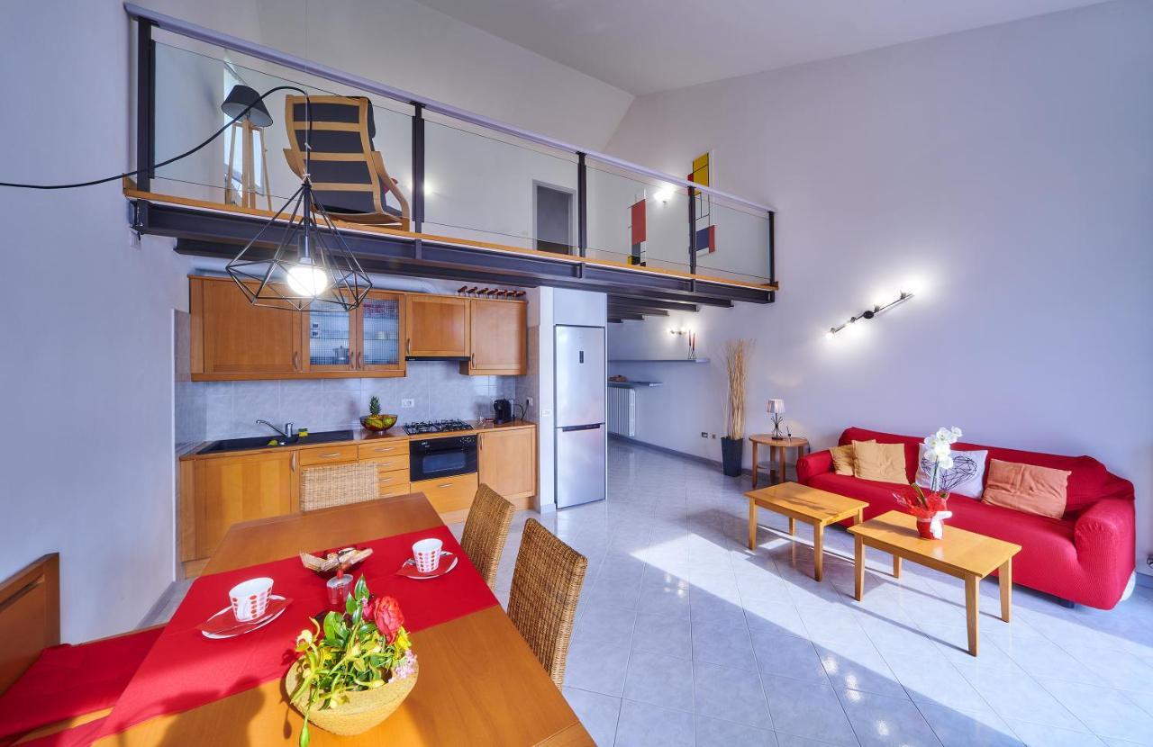 The Lakeview Loft