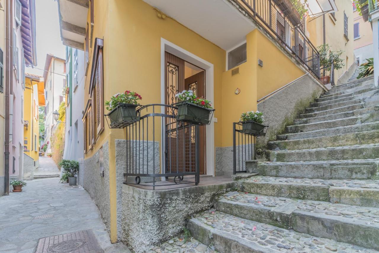 Apartment Casa Camelia Varenna