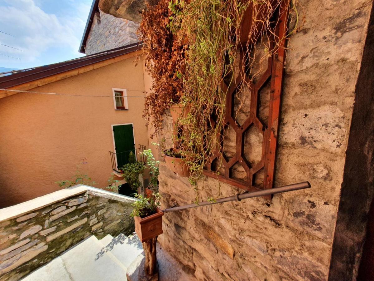 I Scalitt By Quokka 360 - Typical House In The Fishing Village Apartment Carate Urio