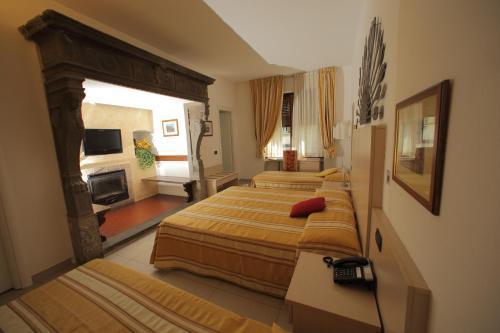 Hotel Fioroni 3*