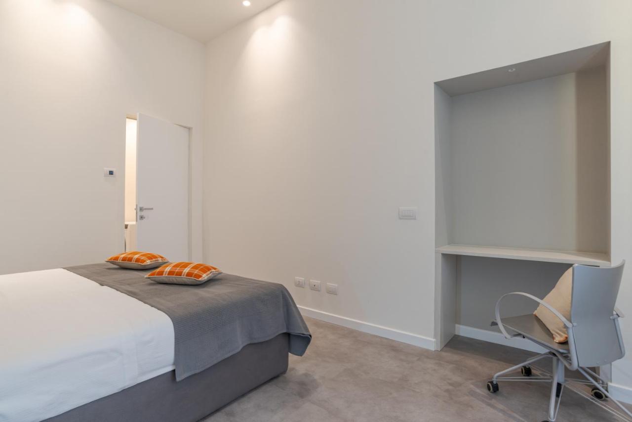 Apartment Del Vescovo - By Myhomeincomo Como