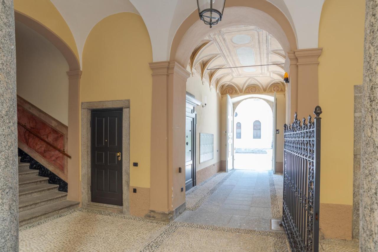 Apartment Broletto - By Myhomeincomo