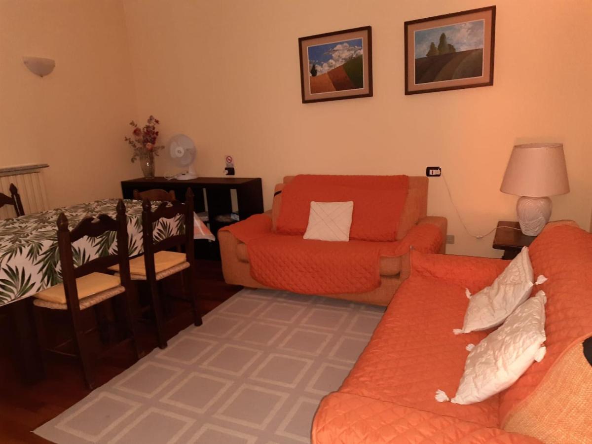 Casa Dina Apartment *