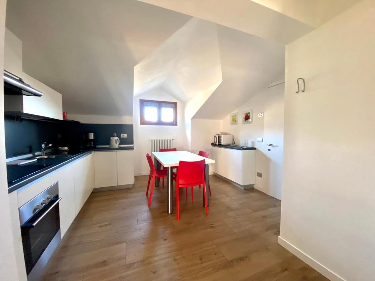 Vittoria Apartment