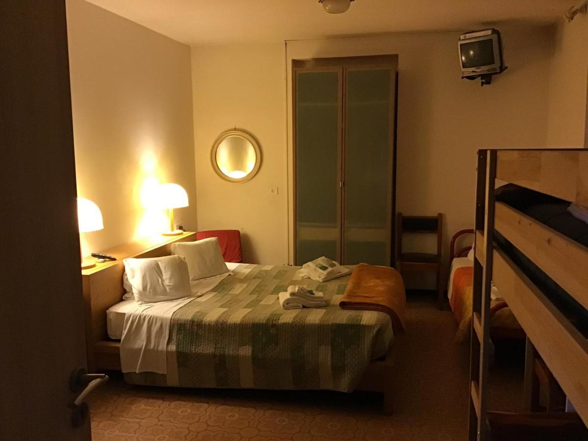 Mirabeau Hotel