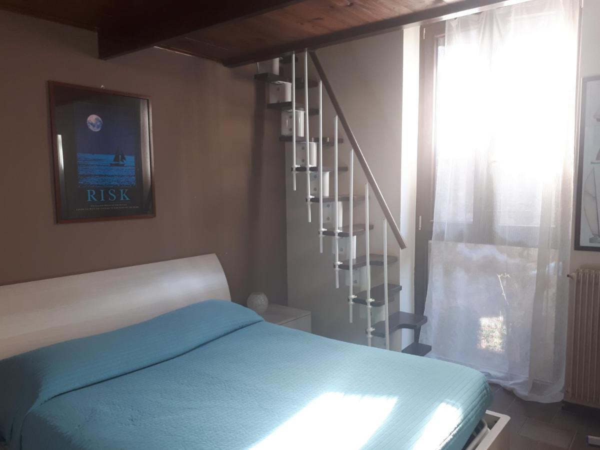 Perfect With Pool And View Apartment Nesso