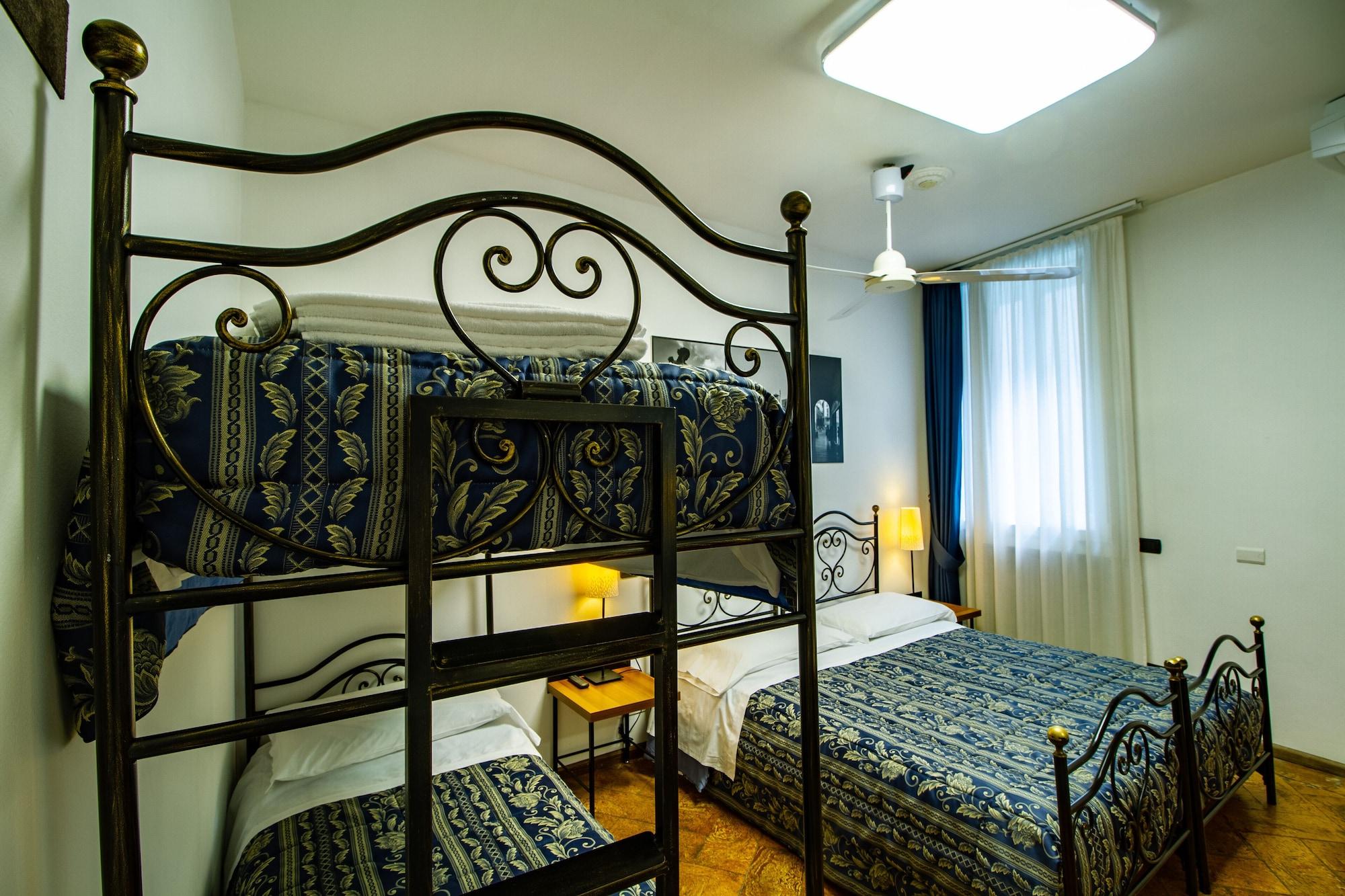 Guest house In Riva Al 3*