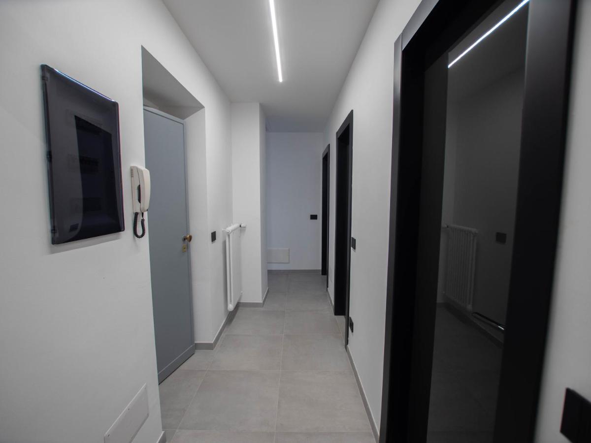 Exclusive 130 Mq With Lake And Domo View + Terrace