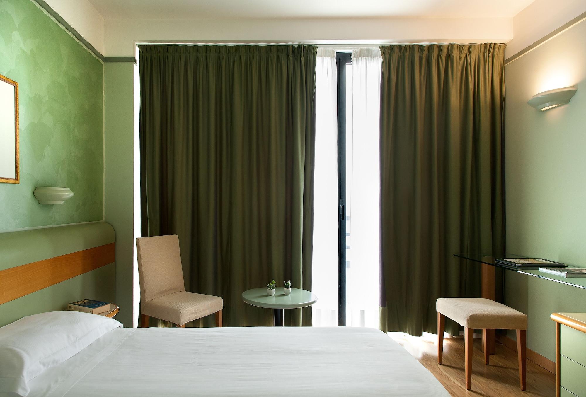 Western Leonardo Da Vinci Hotel 4*
