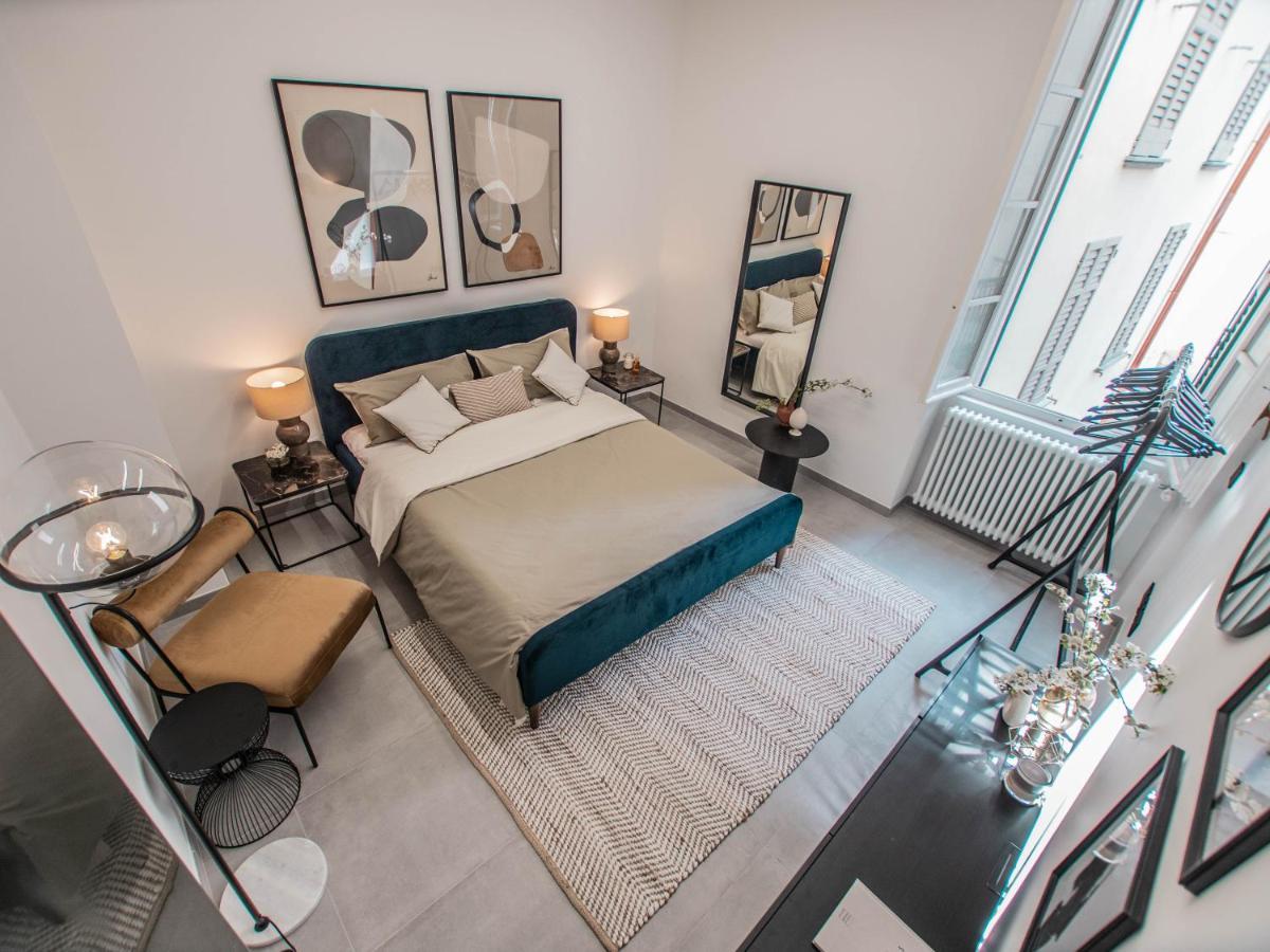 Exclusive 130 Mq With Lake And Domo View + Terrace Apartment *