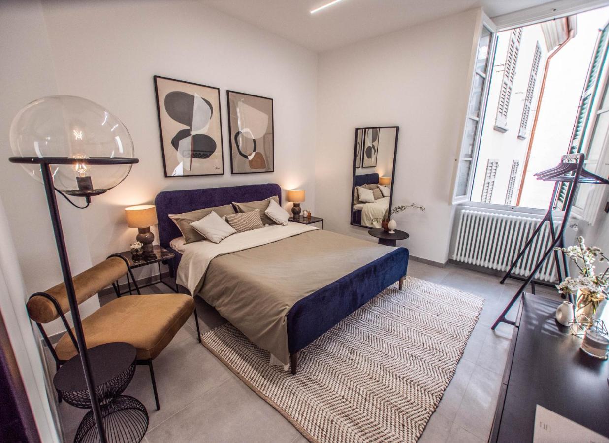 Apartment Exclusive 130 Mq With Lake And Domo View + Terrace