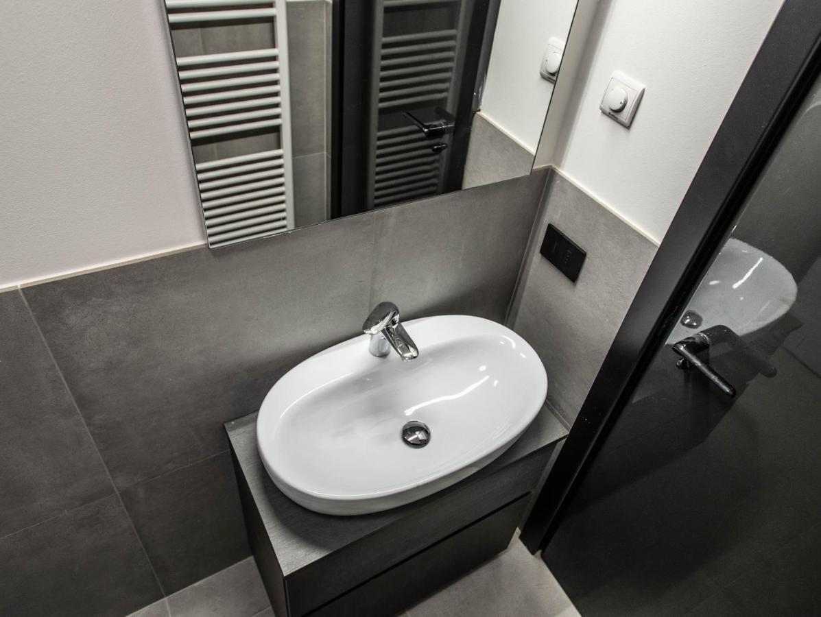 Apartment Exclusive 130 Mq With Lake And Domo View + Terrace