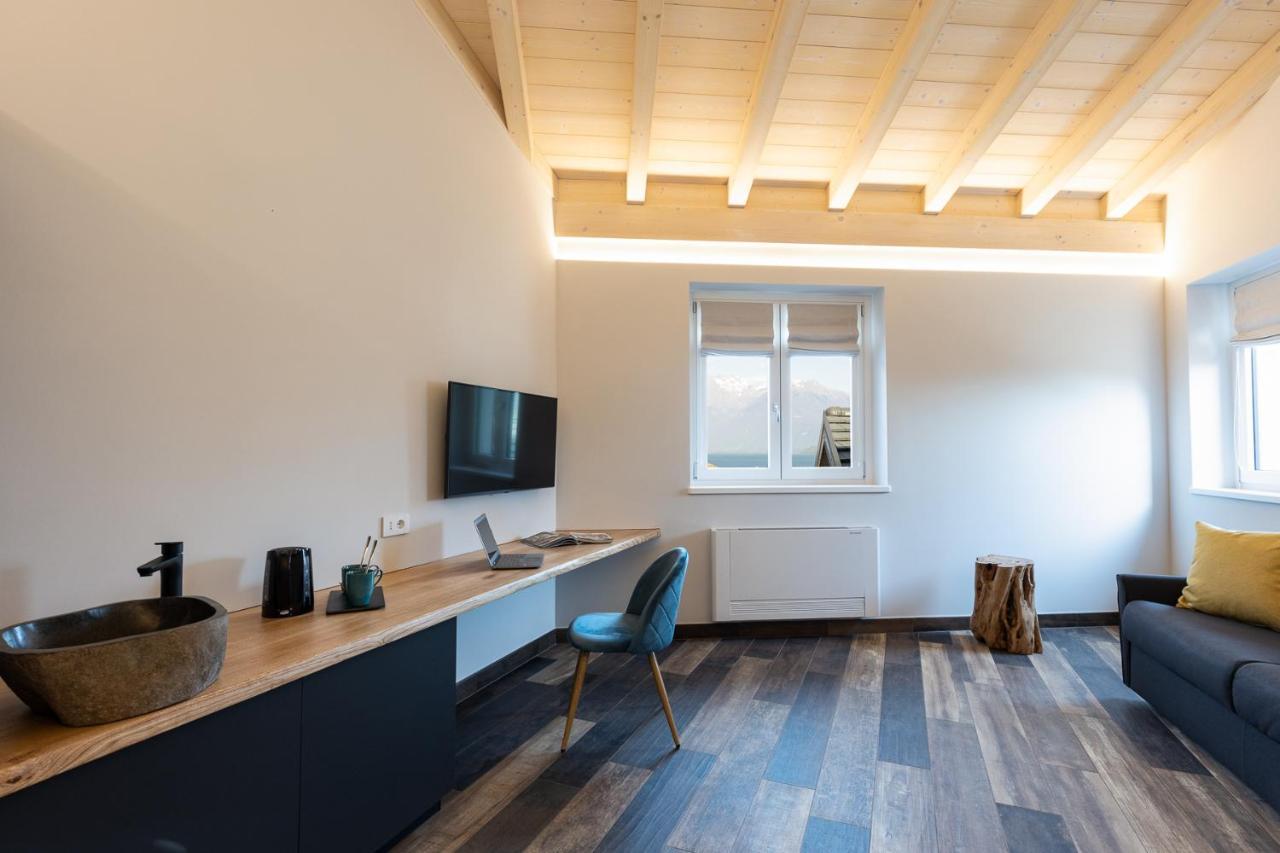 Il Medeghino Farm stay Musso