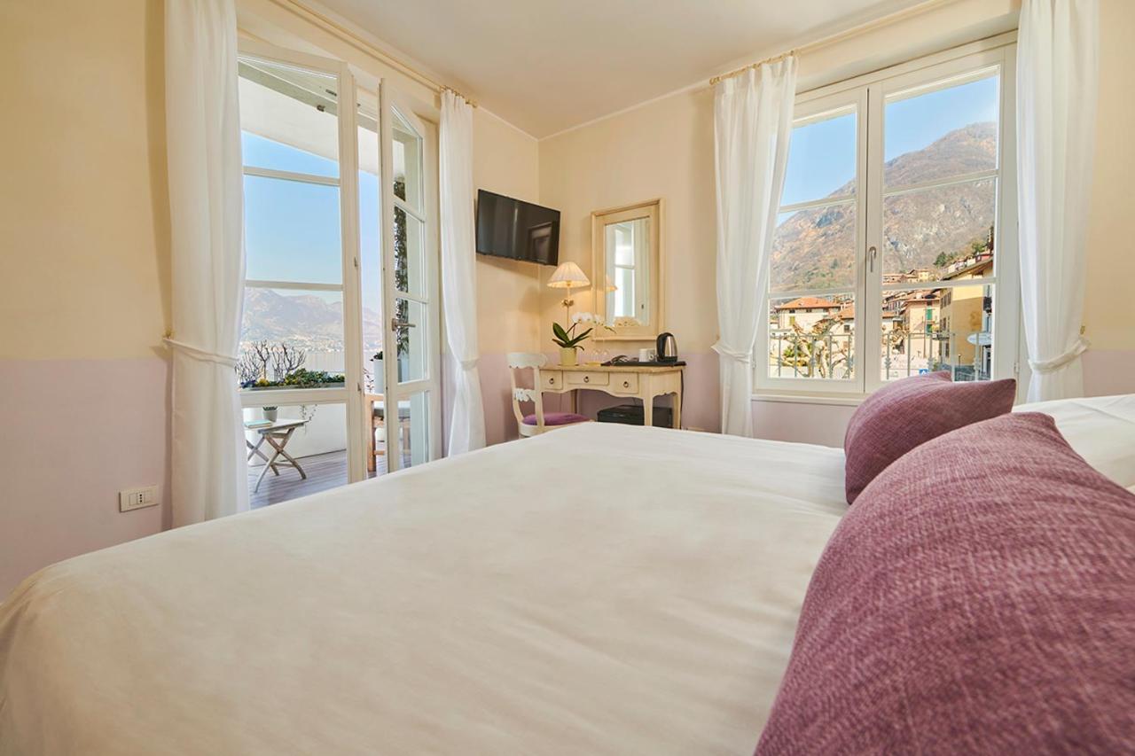 Aurora Hotel 3*