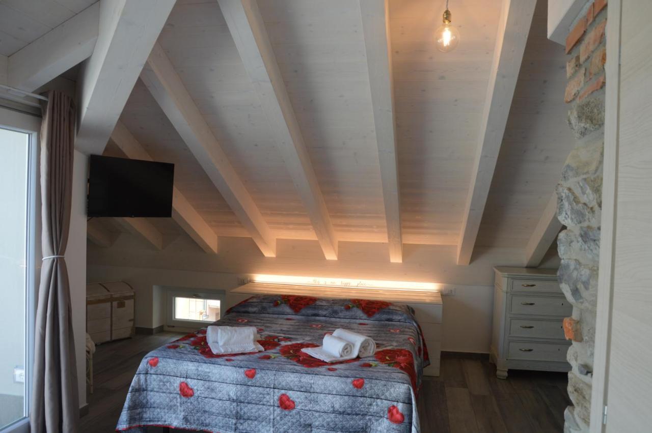 White - Jacuzzi, Swimming Pool & View Apartment *