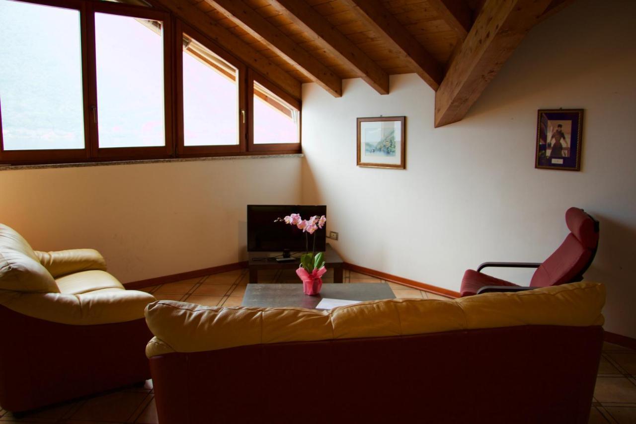 Rosina Loft *
