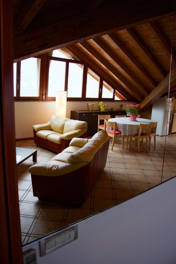 Rosina Loft *